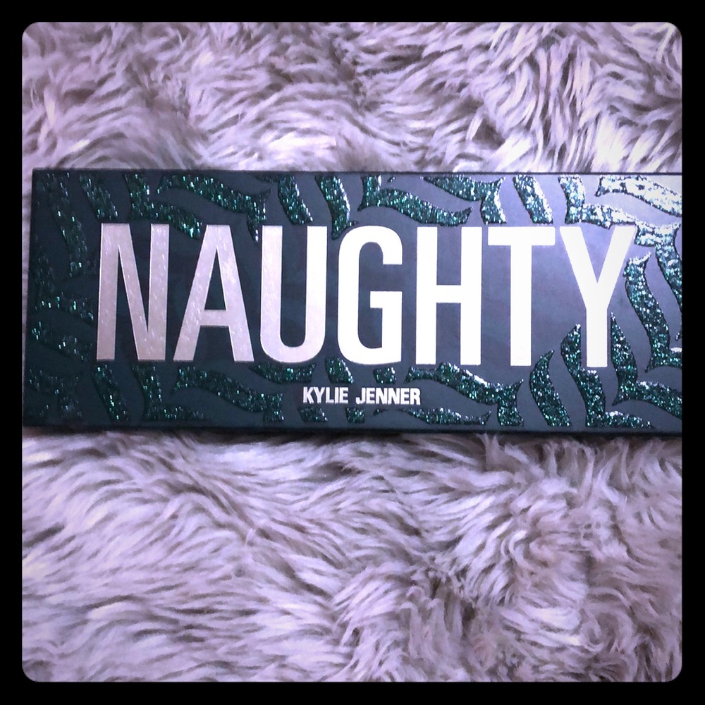 Kylie Cosmetics eyeshadow palette
